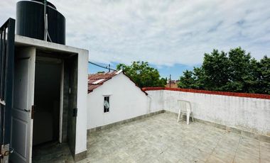 Venta - 2 casas en block - 373 bis al 3200- Quilmes Oeste