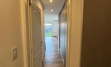 Casa en venta - 4 Dormitorios 2 Baños - Canning