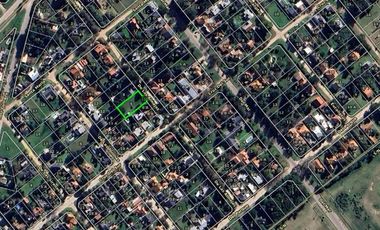 Lote / Terreno calle De Las Almejas entre Santa María y Cruz del Sur - Parquemar - Miramar