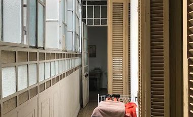 VENTA – DEPARTAMENTO ESTILO FRANCÉS – 6 AMBIENTES   DEPENDENCIA – BALVANERA