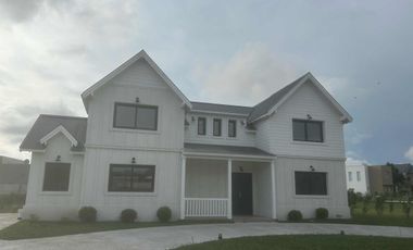 Casa en venta - 5 Dormitorios 4 Baños - Cochera - Mar del Plata