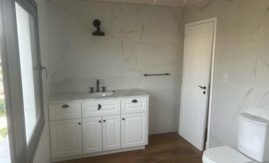 Casa en venta - 5 Dormitorios 4 Baños - Cochera - Mar del Plata