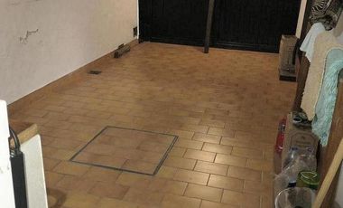 Chalet 190m2 cub, jardín, garage. Excelente ubicación - La Lucila