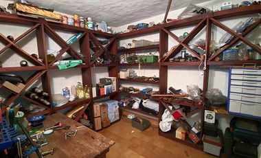 Chalet 190m2 cub, jardín, garage. Excelente ubicación - La Lucila