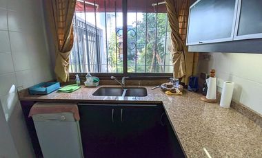 Chalet 190m2 cub, jardín, garage. Excelente ubicación - La Lucila