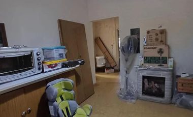 Casa en venta - 3 Dormitorios 1 Baño - Quilmes