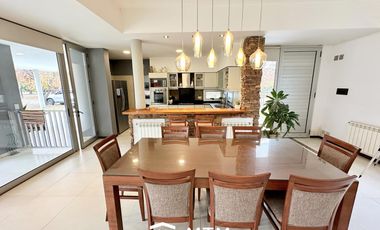 Casa Venta en Los Alamos Club de Campo.