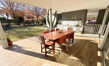 Casa Venta en Los Alamos Club de Campo.