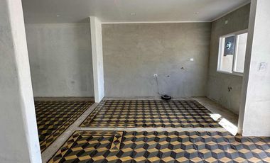 Casa en venta - 2 Dormitorios 2 Baños - Cochera - 300Mts2 - Norberto de La Riestra, 25 de Mayo