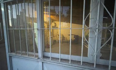 Casa en venta - 3 Dormitorios 1 Baño - Cocheras - 410Mts2 - General Rodríguez