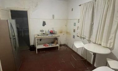 Casa en venta - 3 Dormitorios 1 Baño - Cocheras - 410Mts2 - General Rodríguez