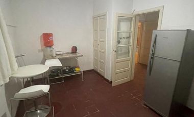 Casa en venta - 3 Dormitorios 1 Baño - Cocheras - 410Mts2 - General Rodríguez