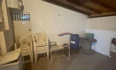 Casa en venta - 3 Dormitorios 1 Baño - Cocheras - 410Mts2 - General Rodríguez