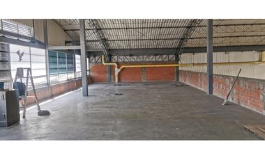 Se Arrienda Nueva Bodega 4.256 M2 Fontibón