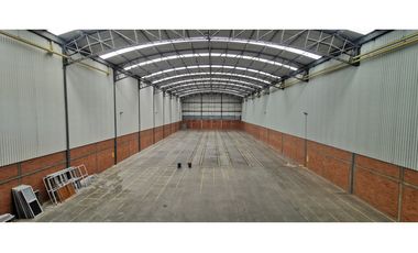 Se Arrienda Nueva Bodega 4.256 M2 Fontibón