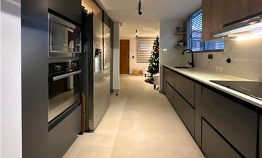 VENTA CASA TRES NIVELES SECTOR SURAMERICA