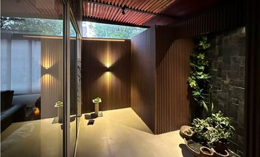 VENTA CASA TRES NIVELES SECTOR SURAMERICA