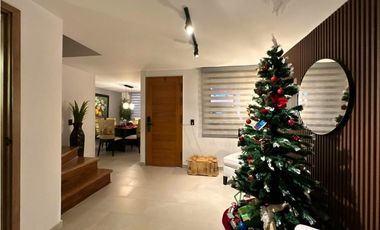 VENTA CASA TRES NIVELES SECTOR SURAMERICA