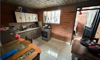 CASA INDEPENDIENTE EN EL BARRIO LA HERMOSA – SANTA ROSA DE CABAL 🌹