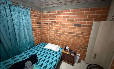 CASA INDEPENDIENTE EN EL BARRIO LA HERMOSA – SANTA ROSA DE CABAL 🌹