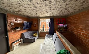 CASA INDEPENDIENTE EN EL BARRIO LA HERMOSA – SANTA ROSA DE CABAL 🌹