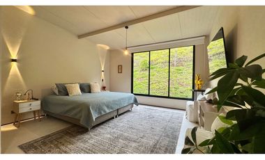 Casa campestre en venta en unidad cerrada en el retiro