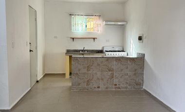 Casa en Venta en Playa del Carmen de 2 habitaciones en Residencial con Alberca