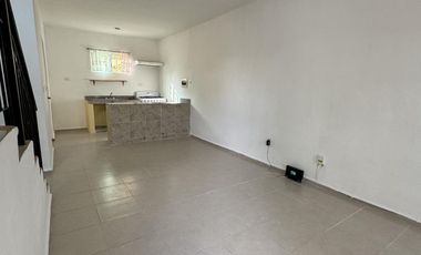 Casa en Venta en Playa del Carmen de 2 habitaciones en Residencial con Alberca