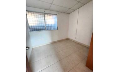 SE ALQUILA CASA EN SAN ANTONIO VACIA