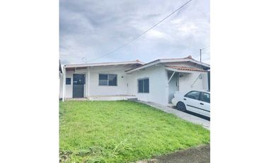 SE ALQUILA CASA EN SAN ANTONIO VACIA