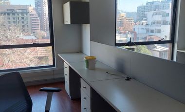 ARRIENDO OFICINA PIO X 2460-PROVIDENCIA 4P-3B