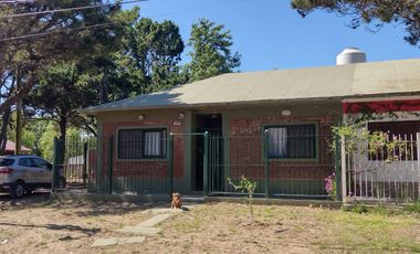 Casa en venta - 2 Dormitorio 1 Baño - Cochera - 127Mts2 - San Bernardo del Tuyú