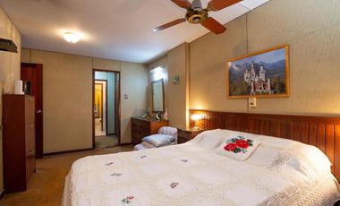 Casa en venta - 4 Dormitorios 4 Baños - Córdoba