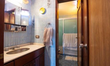 Casa en venta - 4 Dormitorios 4 Baños - Córdoba