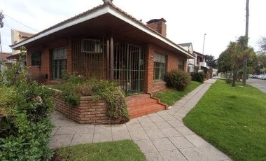 Casa en venta - 2 Dormitorios 2 Baños - Mar del Plata