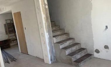 Dúplex en venta - 3 Dormitorios 2 Baños - Florencio Varela