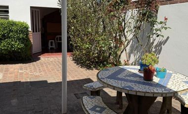 Casa en venta - 2 Dormitorios 1 Baño - 468mts2 - Chivilcoy