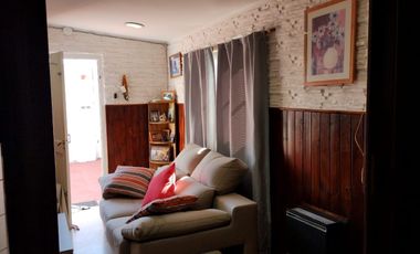 Casa en venta - 2 Dormitorios 2 Baños - 500Mts2 - Zárate