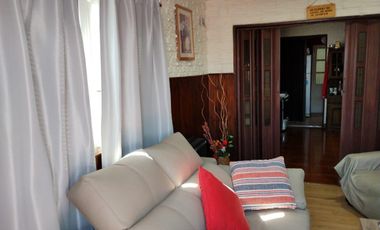 Casa en venta - 2 Dormitorios 2 Baños - 500Mts2 - Zárate