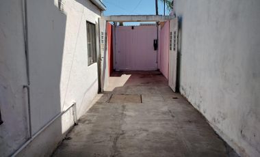 Casa en venta - 2 Dormitorios 2 Baños - 500Mts2 - Zárate