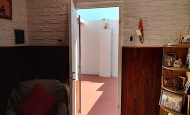 Casa en venta - 2 Dormitorios 2 Baños - 500Mts2 - Zárate