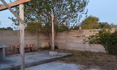 Casa en venta - 2 Dormitorios 1 Baño - Las Toninas