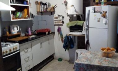 Casa en venta - 4 Dormitorios 2 Baños - 200Mts2 - Quequén