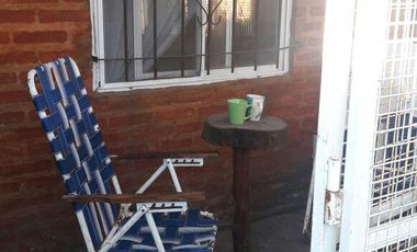 Casa en venta - 4 Dormitorios 2 Baños - 200Mts2 - Quequén