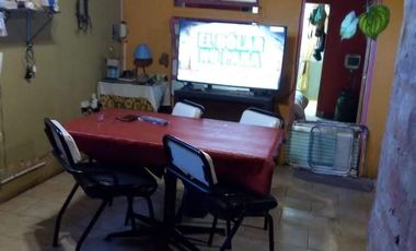 Casa en venta - 4 Dormitorios 2 Baños - 200Mts2 - Quequén