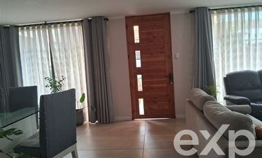 Casa en Venta en Dos Oriente 286 , Huertos Familiares . Til Til Región Metropolitana