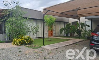 Casa en Venta en Dos Oriente 286 , Huertos Familiares . Til Til Región Metropolitana