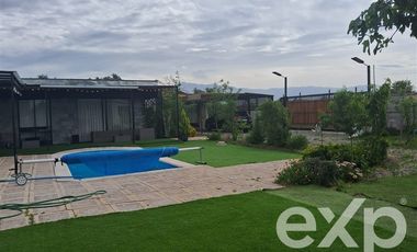 Casa en Venta en Dos Oriente 286 , Huertos Familiares . Til Til Región Metropolitana