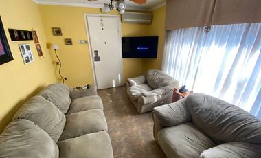 Casa en venta - 3 Dormitorios 2 Baños - Cocheras - 425Mts2 - Villa del Plata, Florencio Varela