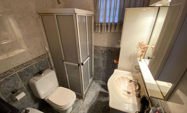 Casa en venta - 3 Dormitorios 2 Baños - Cocheras - 425Mts2 - Villa del Plata, Florencio Varela